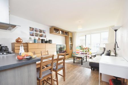 Watson Heights, Chelmsford - Photo 4