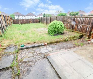 3 bedroom terraced house to rent - Photo 3