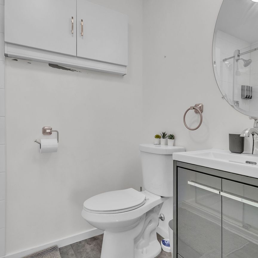 For Lease - 24 Trillium Avenue, Hamilton, Ontario - Photo 1