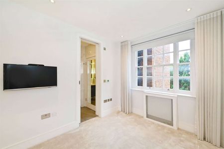 Spacious two bedroom, two bathroom apartment on the popular Avenue Road - Photo 5