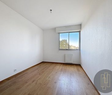 Location Appartement 3 pièces 84m² VILLEFRANCHE SUR SAONE 69400 - Photo 4