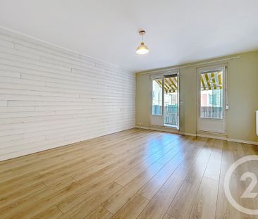 Location Appartement 4 pièces 80m² ST ANDRE LES VERGERS 10120 - Photo 2