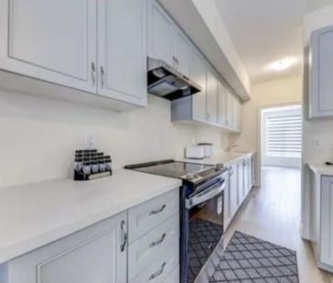 For Lease - 12 Thomas Hope Lane, Markham, Ontario - Photo 3