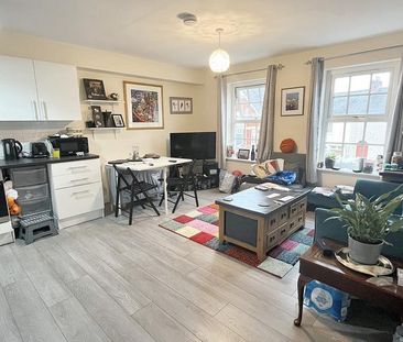 1 bedroom flat to rent - Photo 4