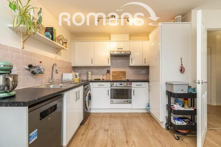 2 bedroom flat to rent - Photo 2