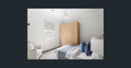 A Brunswick Gem in Prime Location - Photo 3