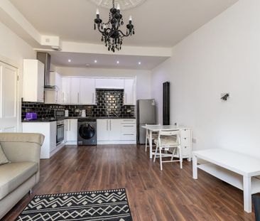 1 bedroom flat to rent - Photo 6