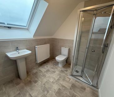 3 bedroom terraced house to rent - Photo 2