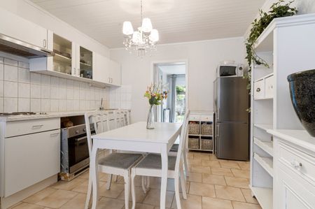 Gelijkvloers éénslaapkamer appartement met tuin! - Photo 2