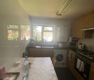 4 bedroom property to rent - Photo 5