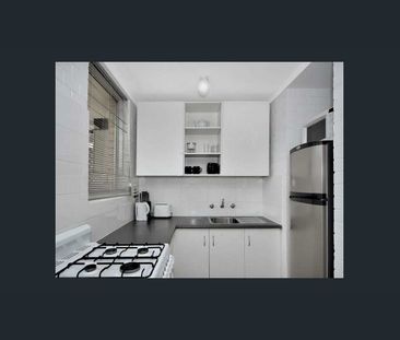 Modern apartment in fantastic location. - Photo 5