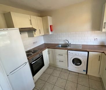 1 Bed Flat, Croham Road, CR2 - Photo 6