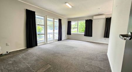 Bayview, 3 bedrooms and 2 bathrooms - Photo 2