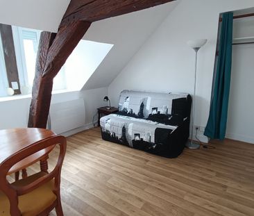 Location Appartement 1 pièce 18m² ORLEANS 45000 - Photo 2
