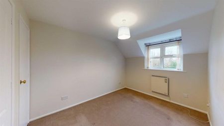 3 bedroom semi-detached house to rent - Photo 4