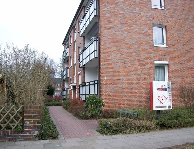 Einziehen & Wohlfühlen  3-Zimmer-Wohnung mit neuem Laminatboden & Balkon! - Foto 1