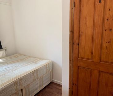 Room in a Shared Flat, Mildura Court, N8 - Photo 1