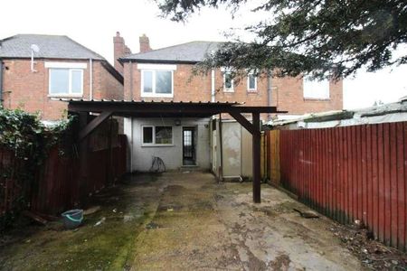 Fengate, Peterborough, PE1 - Photo 3