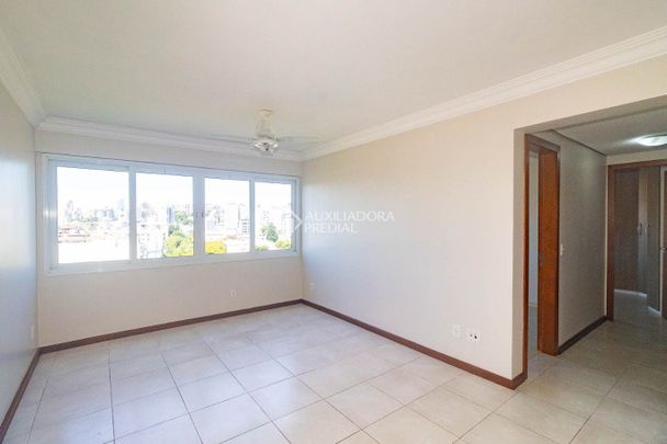 Apartamento com 2 quartos e 60m² para alugar em Floresta, Porto Alegre. - Foto 1