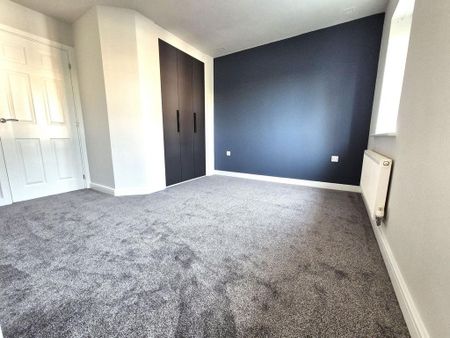 3 bedroom semi-detached house to rent - Photo 5