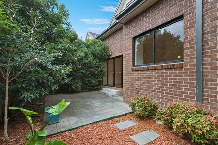 2/7 Mutual Road, Balwyn North VIC 3104 - Townhouse For Rent | Domain - Photo 4