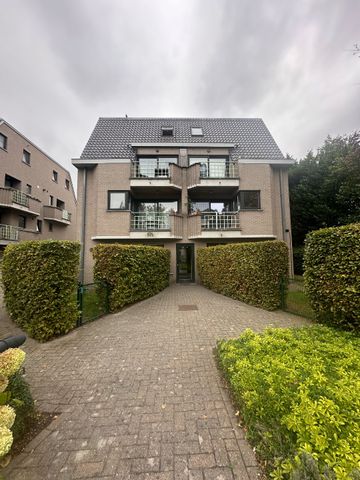 Appartement te huur in Sint-Amandsberg - Photo 2