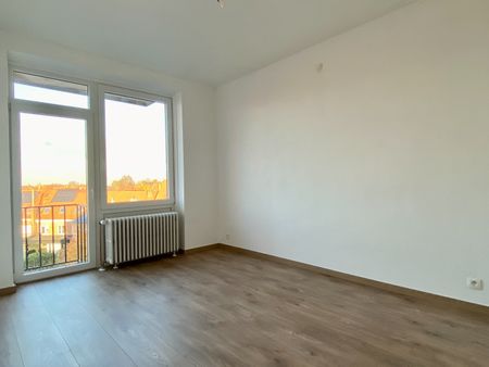 Appartement te huur in Kortrijk - Photo 4