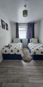 2 bedroom property to rent - Photo 3