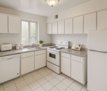 255 Stewart Street, Sandy Hill, Ottawa, ON - Photo 3