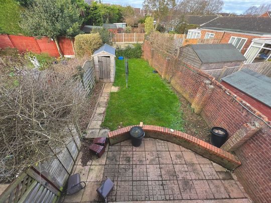 Park Mead, Taunton, Monkton Heathfield - Photo 1