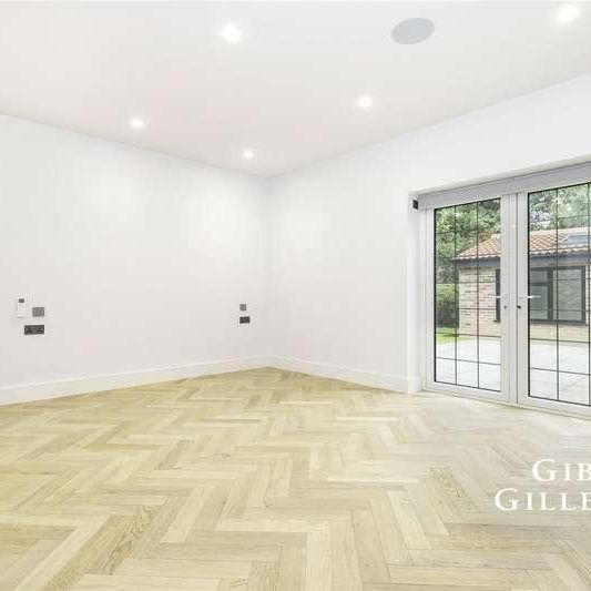 Gatehill Road, Northwood, HA6 - Photo 1