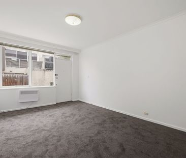 Refurnished Ground Floor Apartment - Photo 1