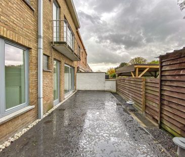 Gelijkvloersappartement met 2 slaapkamers (71 m²) met ruim terras (... - Photo 2