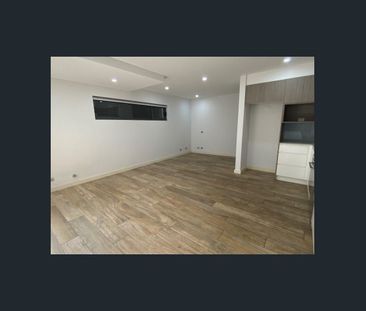 One Bedroom, Accessible Ground Floor Unit - 20% below market rent! - Photo 1