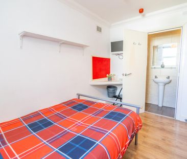 22 Nicholas Street - Photo 2