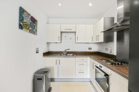 1 bedroom flat to rent - Photo 4
