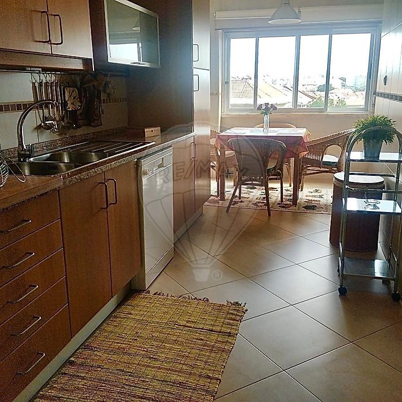 Apartamento T2 em Lisboa - Foto 1