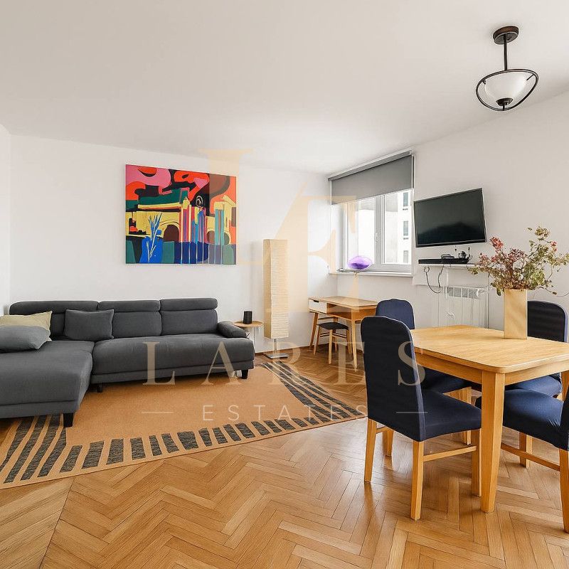 Rondo ONZ | 2-pokojowe mieszkanie | Balkon | Widok - Zdjęcie 1