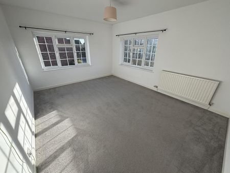3 bedroom semi-detached house to rent - Photo 4