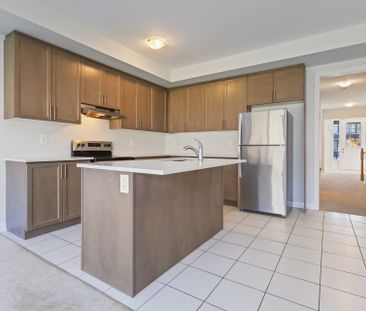 For Lease - 34 Keenan Street, Kawartha Lakes, Ontario - Photo 1