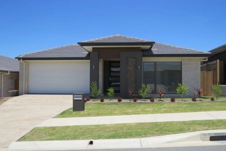 41 Greenstone Street, - Photo 3