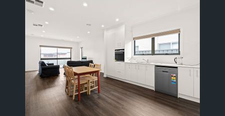 Fully Furnished Home in Prime Harkness Location - Photo 3