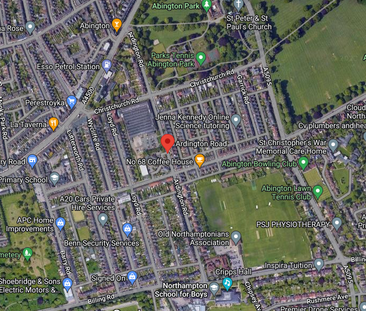 3 bedroom semi-detached house to rent - Photo 2