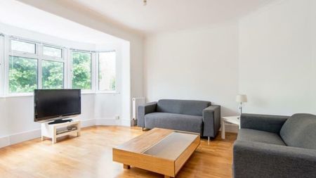 Golders Green Road, London, NW11 - Photo 3