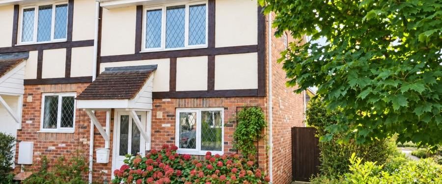 2 bedroom semi-detached house to rent - Photo 1