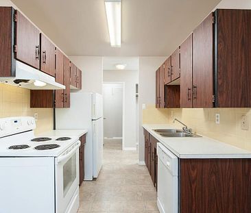 Gemini Apartments - Photo 1