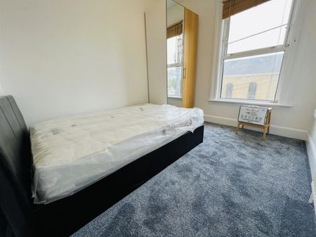 BPC00535 **Bills Included** Double Room, Hanham Road, Kingswood, Bristol - Photo 4