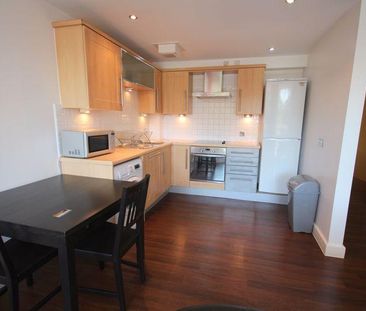 2 bedroom apartment to rent - Photo 4