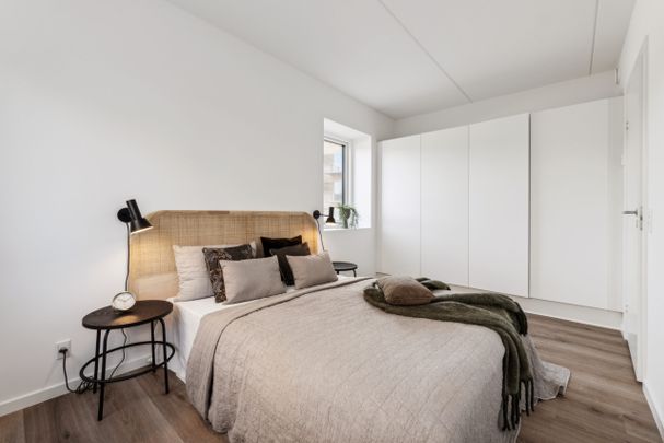 Skøn og lækker 2-værelses lejlighed med altan - Photo 1