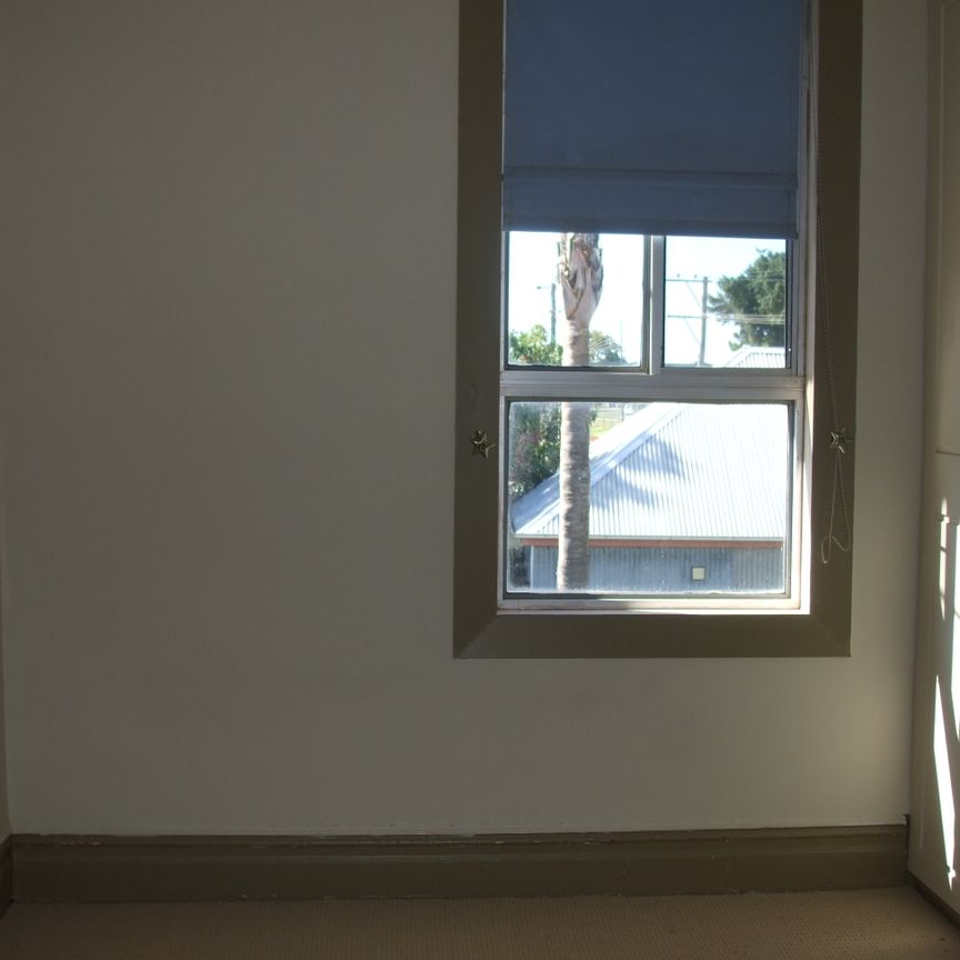 6 Ivy Street, Islington NSW 2296 - House For Rent | Domain - Photo 1